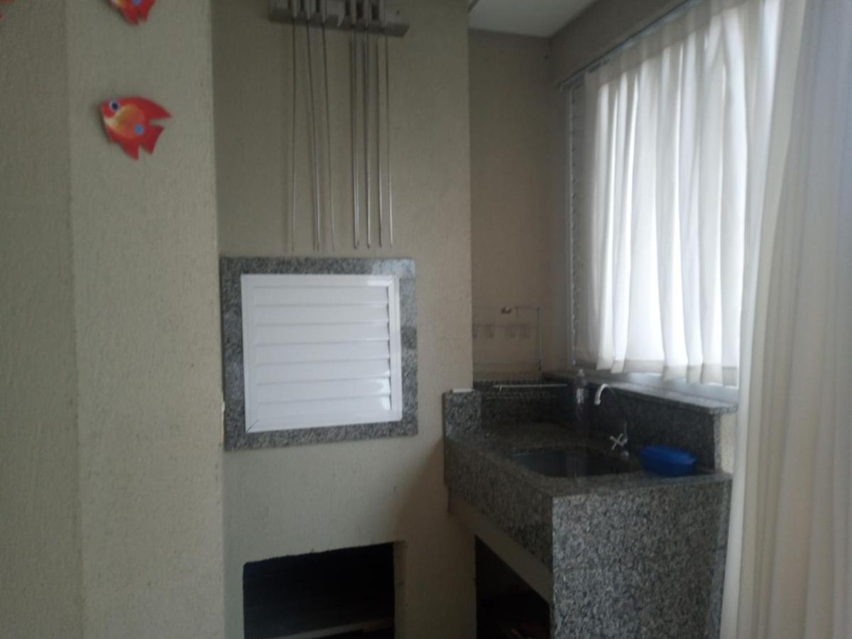 Aconchegante Apartamento Em Itapema 300 Mts Praia Exterior foto
